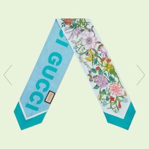 Gucci Bandeau scarf